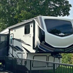 FIFTH WHEEL KEYSTONE MONTANA HIGH COUNTRY 2020 - SERGE LEBLANC (1) copie