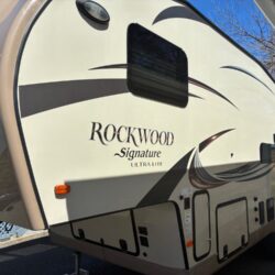 FIFTH WHEEL ROCKWOOD 28,5 PIED - JEAN-MARIE DRAPEAU (11)