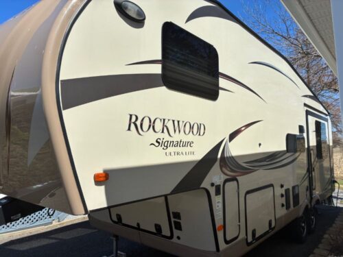 FIFTH WHEEL ROCKWOOD 28,5 PIED - JEAN-MARIE DRAPEAU (11) FIFTH WHEEL ROCKWOOD 28,5 PIED - JEAN-MARIE DRAPEAU (11)